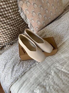Women's Knit Slip-On Flats in Light Beige — Comfort Everyday Loafers